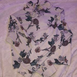 small cropped hoodie